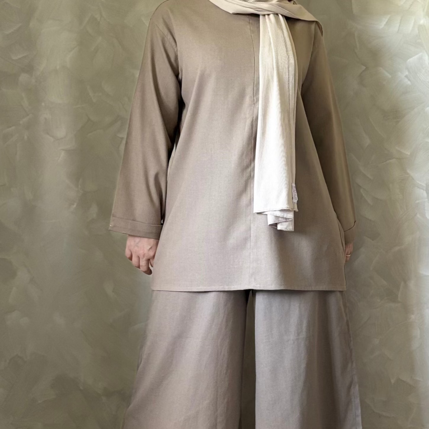 Linen Flowy zip Top